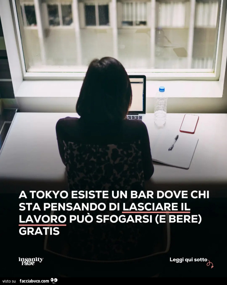 A Tokyo esiste un bar dove chi sta pensando di lasciare il lavoro può sfogarsi e bere gratis