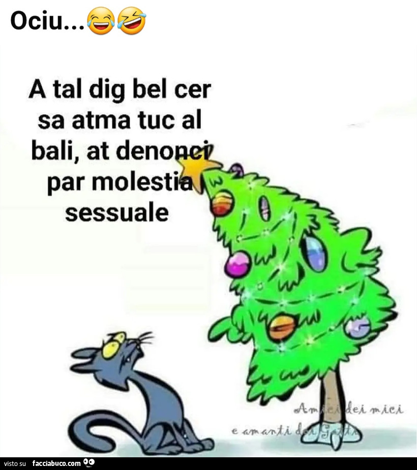 Gatti e albero di Natale