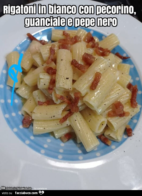 Rigatoni in bianco con pecorino, guanciale e pepe nero