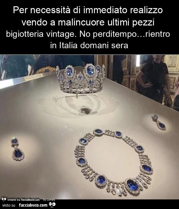 Per necessità di immediato realizzo vendo a malincuore ultimi pezzi bigiotteria vintage. No perditempo&hellip; rientro in italia domani sera