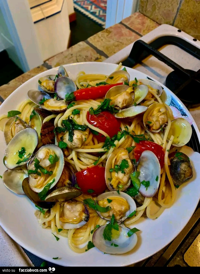 Pasta con vongole