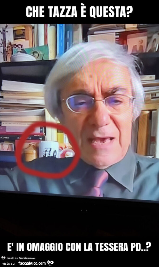 Che tazza è questa? È In omaggio con la tessera pd. ?