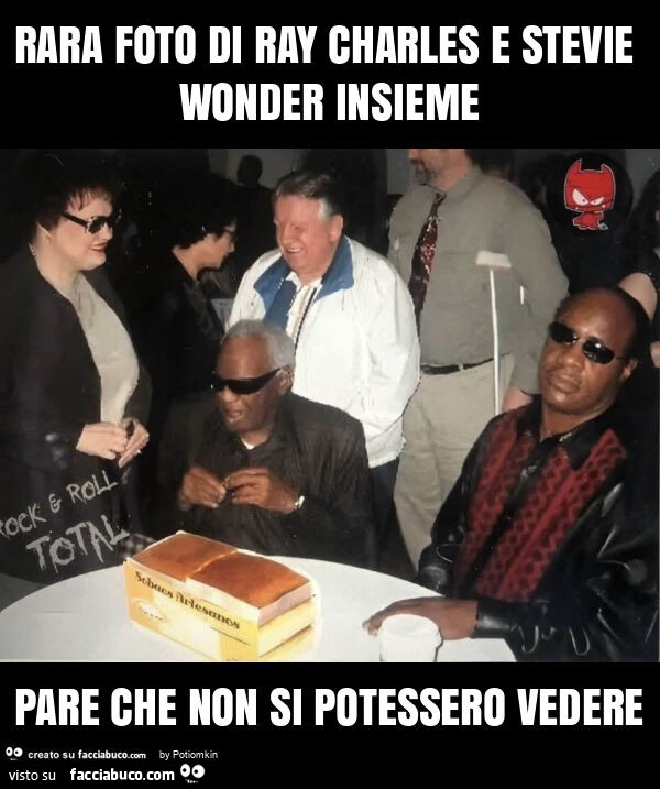 Rara foto di ray charles e stevie wonder insieme pare che non si potessero vedere