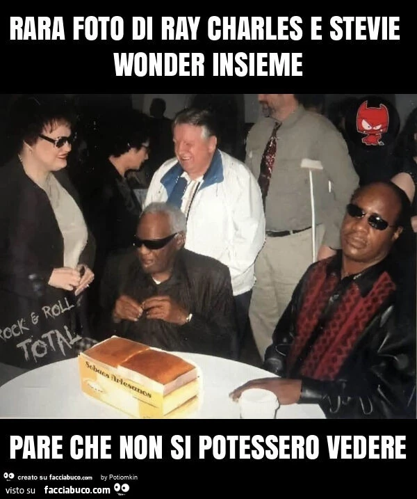 Rara foto di ray charles e stevie wonder insieme pare che non si potessero vedere