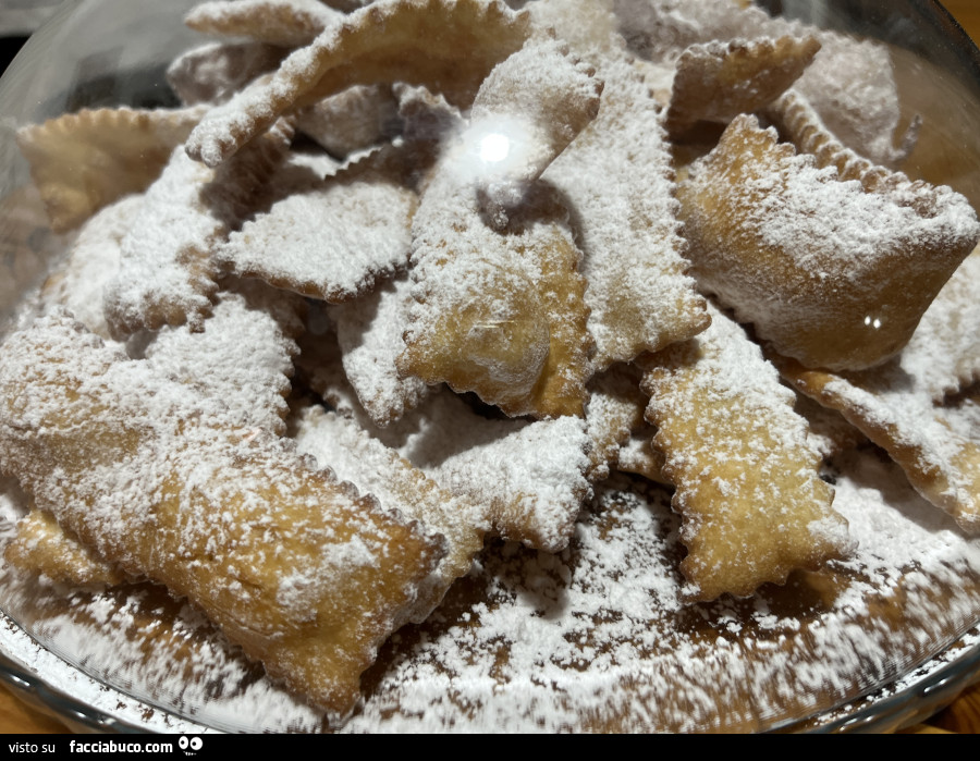 Chiacchiere di carnevale