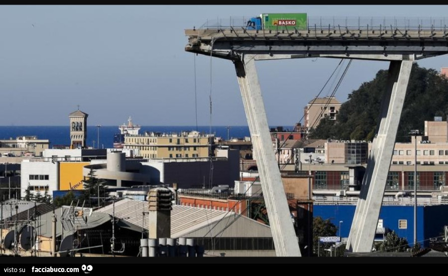 7 anni fa la tragedia del Ponte Morandi di Genova… ed io che ci passavo x lavoro dopo di allora non ho più avuto il coraggio di percorrerlo