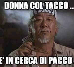 Donna col tacco
