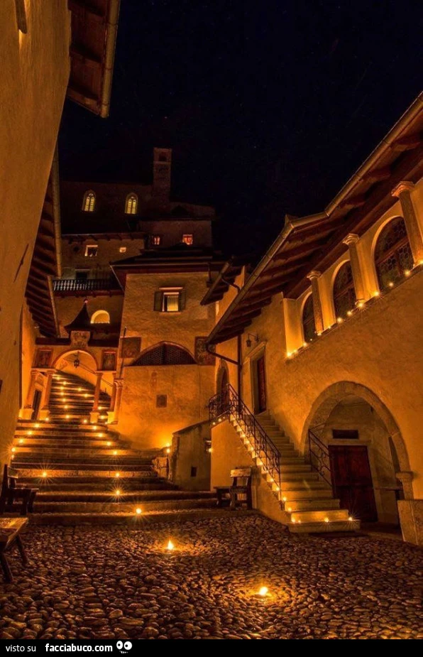 Casale illuminato
