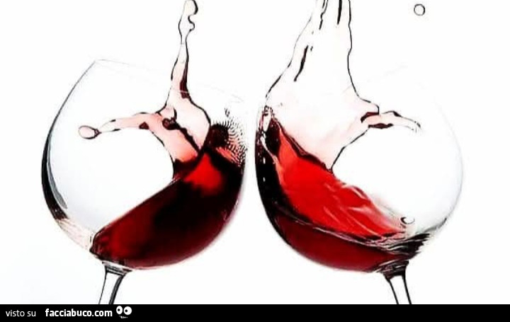 Calici di vino rosso