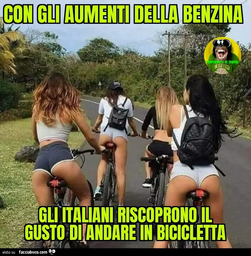 Con gli aumenti della benzina gli italiani riscoprono il gusto di andare in bicicletta