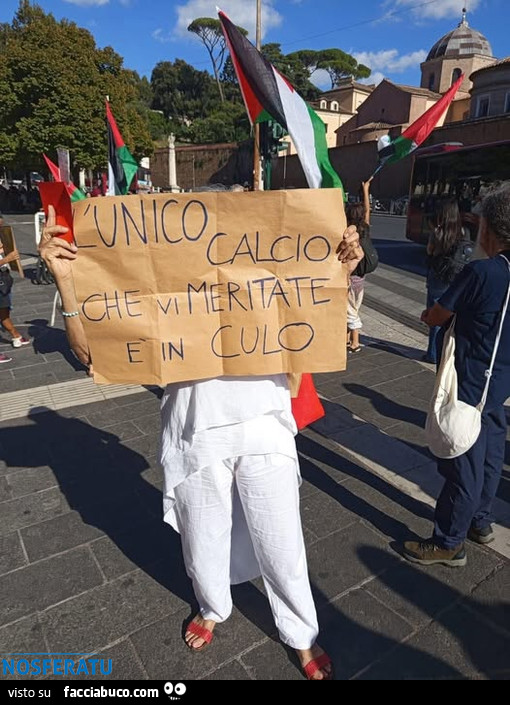 Meritate un calcio