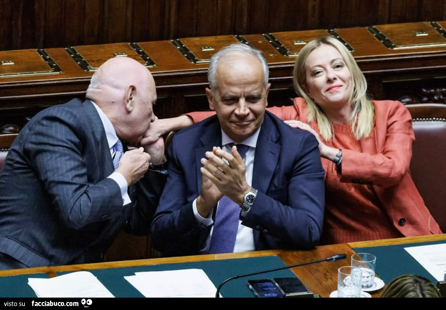 Peculato perculato ALMASRI piantedosi nordio meloni