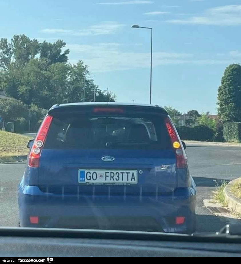Targa automobile go fr3tta