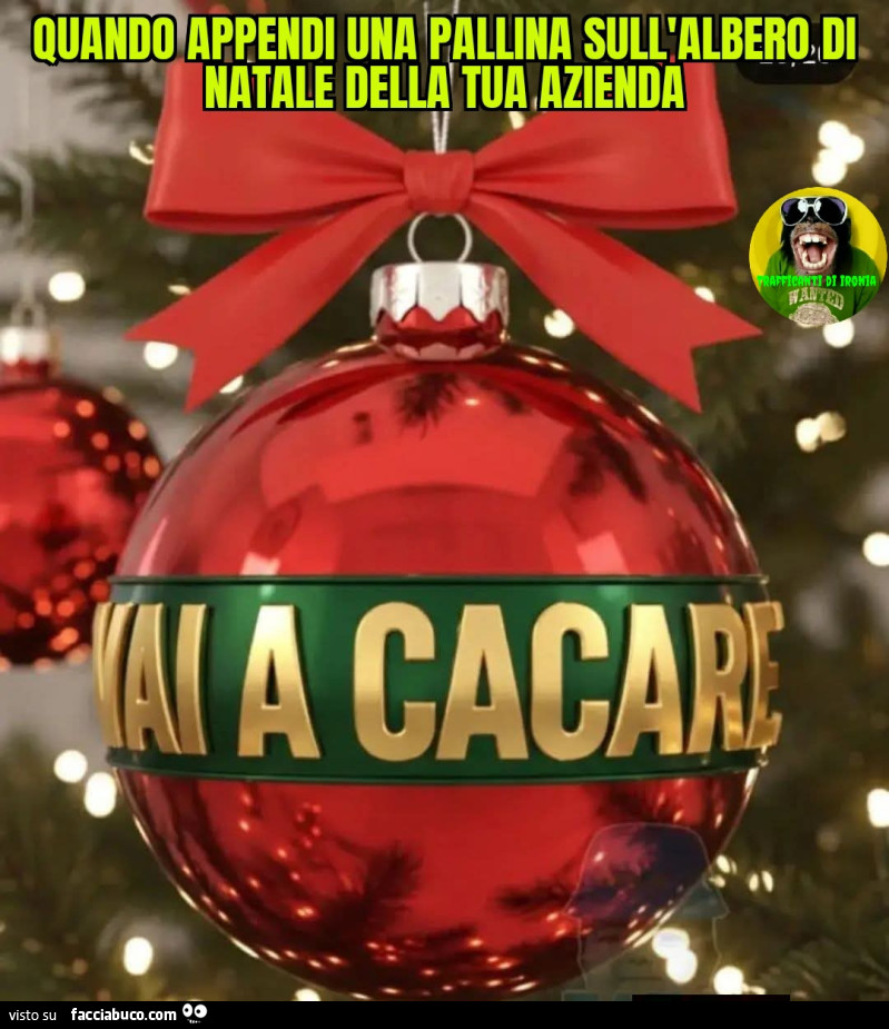 Quando appendi una pallina sull'albero di natale